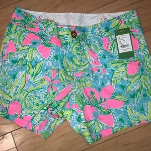 Size 4 Lilly Pulitzer Callahan shorts